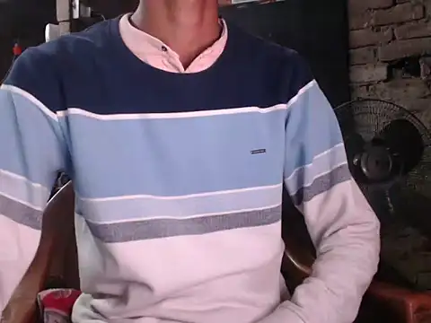 Snapshot of ThethunderPo chatting on 2, 3, 2025 ThethunderPo online show from 2, 3, 2025