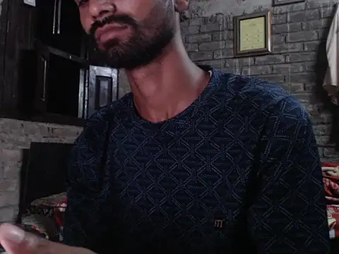 Snapshot of ThethunderPo chatting on 8, 9, 2025 ThethunderPo online show from 8, 9, 2025