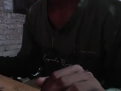 Snapshot of ThethunderPo chatting on 14, 9, 2025 ThethunderPo online show from 14, 9, 2025