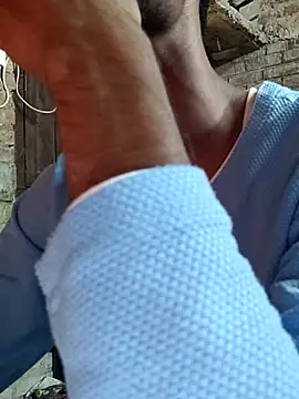 Snapshot of ThethunderPo chatting on 12, 10, 2025 ThethunderPo online show from 12, 10, 2025