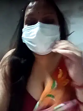 naughtymadam online show from 14, 4, 2026