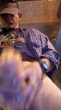 Snapshot of ROBERT0516 chatting on 17, 3, 2025 ROBERT0516 online show from 17, 3, 2025