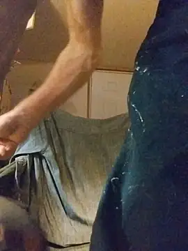 Snapshot of ROBERT0516 chatting on 8, 11, 2025 ROBERT0516 online show from 8, 11, 2025