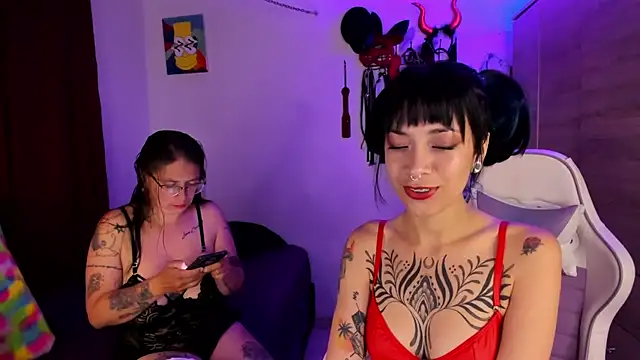 dungeongirls online show from 31, 3, 2026