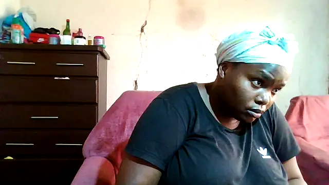 sexybigboobz online show from 3, 12, 2025