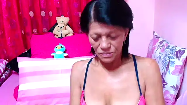 SLUTTYROXY online show from 4, 11, 2025