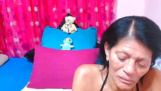 SLUTTYROXY online show from 13, 2, 2026