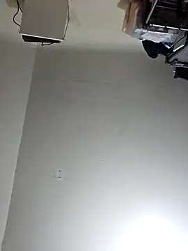 UncutHammer69 online show from 10, 3, 2025