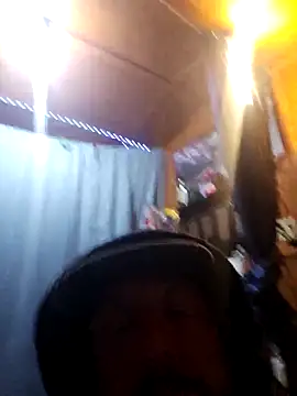 Snapshot of UncutHammer69 chatting on 25, 2, 2026 UncutHammer69 online show from 25, 2, 2026