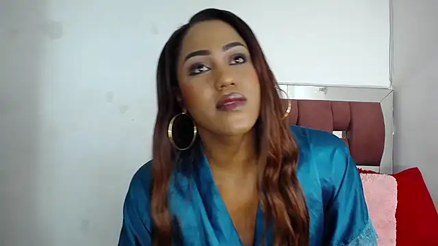 Snapshot of LoraineBigCockTs chatting on 19, 9, 2025 LoraineBigCockTs online show from 19, 9, 2025