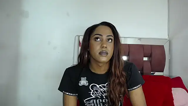 Snapshot of LoraineBigCockTs chatting on 27, 9, 2025 LoraineBigCockTs online show from 27, 9, 2025