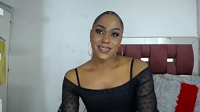 Snapshot of LoraineBigCockTs chatting on 17, 11, 2025 LoraineBigCockTs online show from 17, 11, 2025