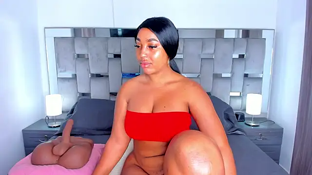 Snapshot of Cammiila chatting on 20, 10, 2025 Cammiila online show from 20, 10, 2025