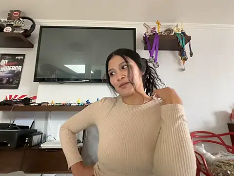 kinky milaxh online show from 20, 2, 2026