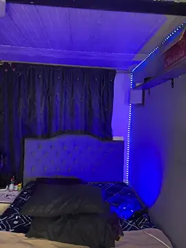 yanza2002 online show from 27, 10, 2025