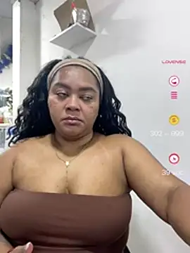 Snapshot of yanza2002 chatting on 20, 5, 2026 yanza2002 online show from 20, 5, 2026