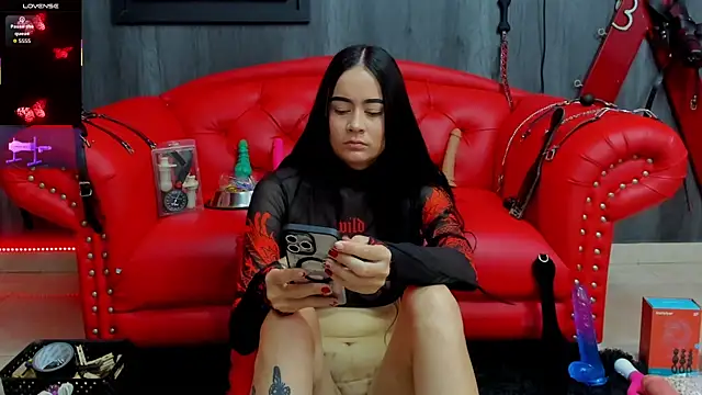 Liittledolly online show from 12, 11, 2025