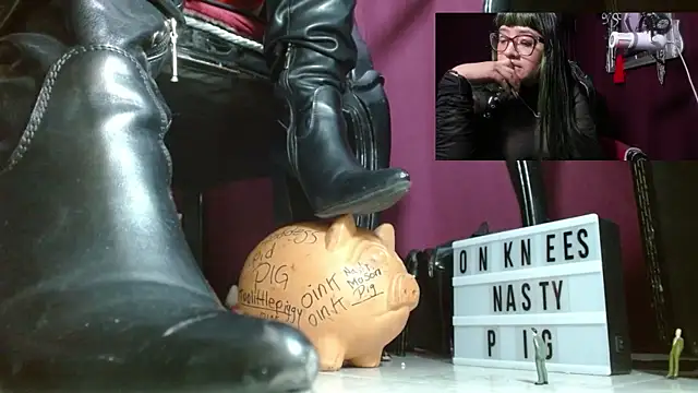 Snapshot of MeGoddesSara chatting on 16, 5, 2026 MeGoddesSara online show from 16, 5, 2026