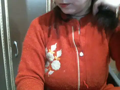 Snapshot of UrsMansi chatting on 20, 12, 2024 UrsMansi online show from 20, 12, 2024