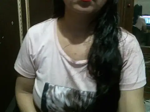 Snapshot of UrsMansi chatting on 6, 10, 2025 UrsMansi online show from 6, 10, 2025