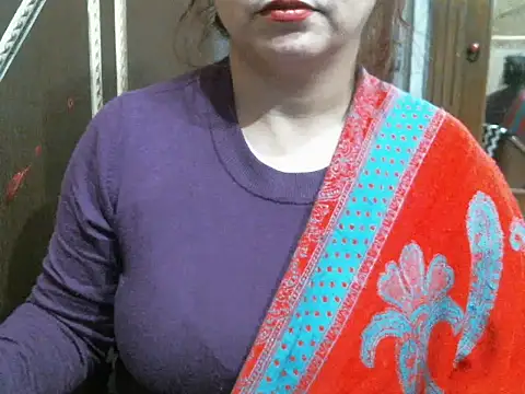 Snapshot of UrsMansi chatting on 24, 11, 2025 UrsMansi online show from 24, 11, 2025