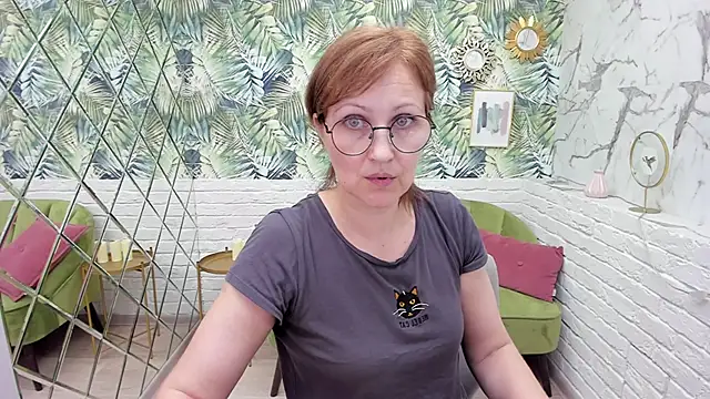 Paris Cherry online show from 18, 3, 2025