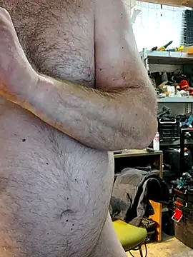 Snapshot of IronedTitan chatting on 1, 8, 2026 IronedTitan online show from 1, 8, 2026