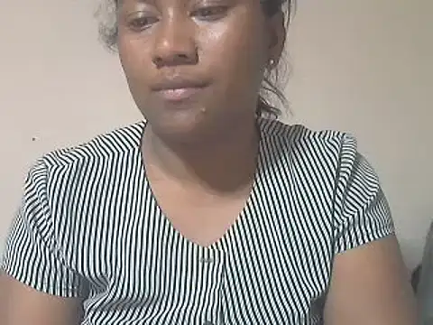 Snapshot of cutybigass chatting on 18, 6, 2026 cutybigass online show from 18, 6, 2026