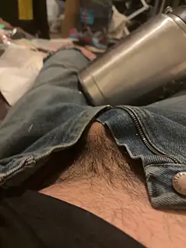 Snapshot of mikeylong chatting on 15, 11, 2025 mikeylong online show from 15, 11, 2025