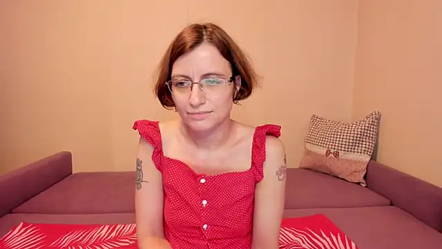 MarilynDream online show from 12, 11, 2025