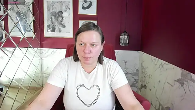 KellyPerfection online show from 15, 3, 2025