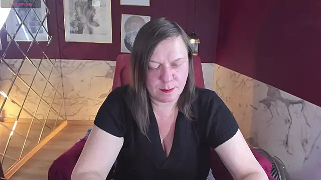 KellyPerfection online show from 28, 10, 2025