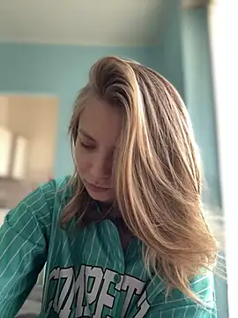 Snapshot of AnastasiaAniess chatting on 14, 2, 2025 AnastasiaAniess online show from 14, 2, 2025