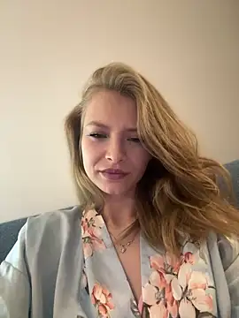 Snapshot of AnastasiaAniess chatting on 21, 2, 2025 AnastasiaAniess online show from 21, 2, 2025