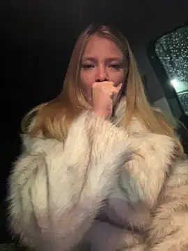 Snapshot of AnastasiaAniess chatting on 16, 11, 2025 AnastasiaAniess online show from 16, 11, 2025