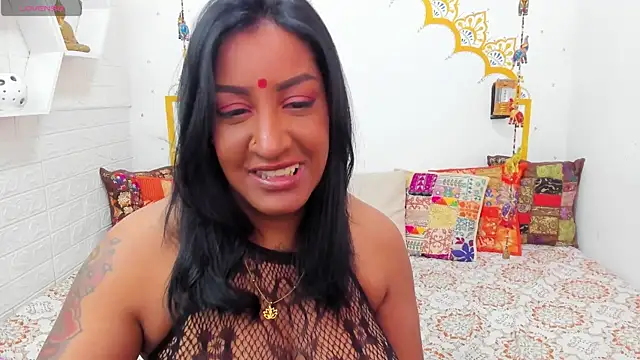 Snapshot of LadyNahir chatting on 28, 5, 2026 LadyNahir online show from 28, 5, 2026