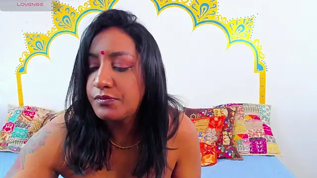 Snapshot of LadyNahir chatting on 26, 6, 2026 LadyNahir online show from 26, 6, 2026