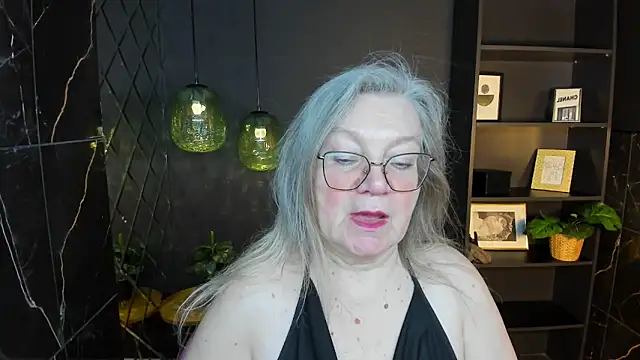Snapshot of NataliMellow chatting on 28, 4, 2026 NataliMellow online show from 28, 4, 2026