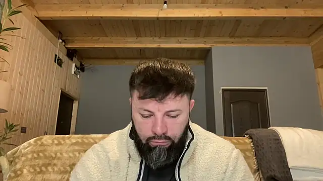 Snapshot of AlphaSparks chatting on 14, 11, 2025 AlphaSparks online show from 14, 11, 2025