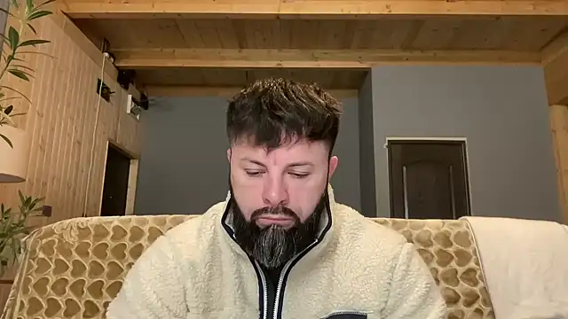 Snapshot of AlphaSparks chatting on 17, 11, 2025 AlphaSparks online show from 17, 11, 2025