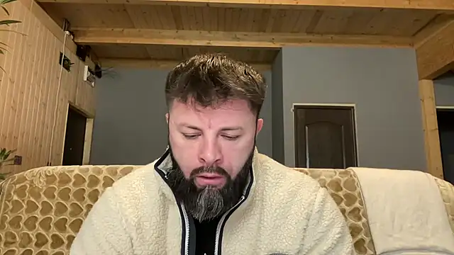 Snapshot of AlphaSparks chatting on 18, 11, 2025 AlphaSparks online show from 18, 11, 2025