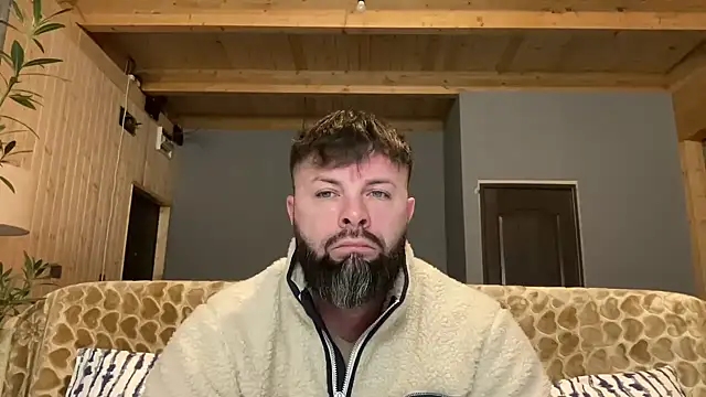 Snapshot of AlphaSparks chatting on 26, 11, 2025 AlphaSparks online show from 26, 11, 2025