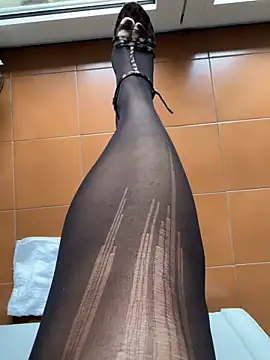 Snapshot of Wet-Pussycat chatting on 13, 12, 2024 Wet-Pussycat online show from 13, 12, 2024