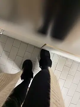 Wet-Pussycat online show from 4, 12, 2025