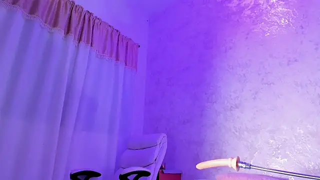 cristinapuerta  online show from 16, 4, 2026