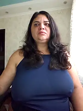 littleRikka online show from 8, 10, 2025