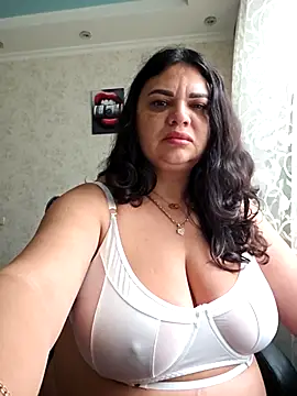 littleRikka online show from 3, 11, 2025