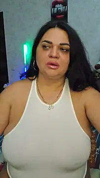 Snapshot of littleRikka chatting on 24, 3, 2026 littleRikka online show from 24, 3, 2026