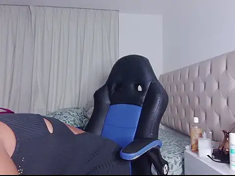 ms freyax online show from 12, 3, 2025