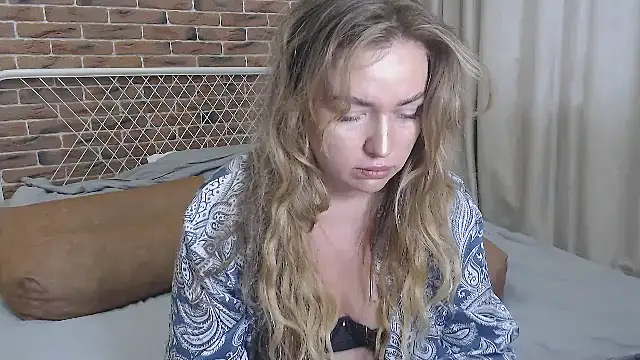 Snapshot of xxkristinaxx chatting on 13, 3, 2025 xxkristinaxx online show from 13, 3, 2025